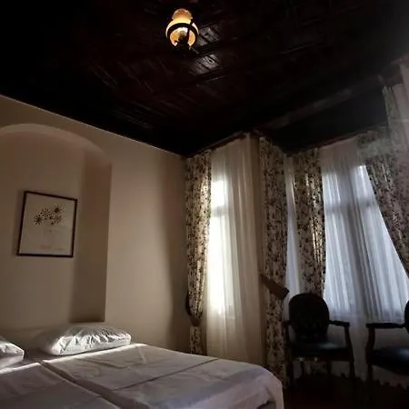 Hostel Wooden House *
